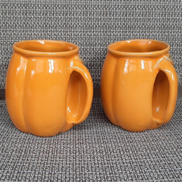 Giftcraft Thanksgiving Pumpkin Hand Warmer Ceramic Mugs  12oz  Set of 2 - Picture 2 of 7